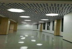 铝塑板施工视频,专业操作与细节解析