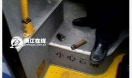 扔手榴弹视频,手榴弹投掷实战演练全程回顾